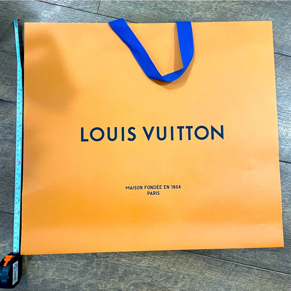 Louis Vuitton Large Paper Gift Bag
